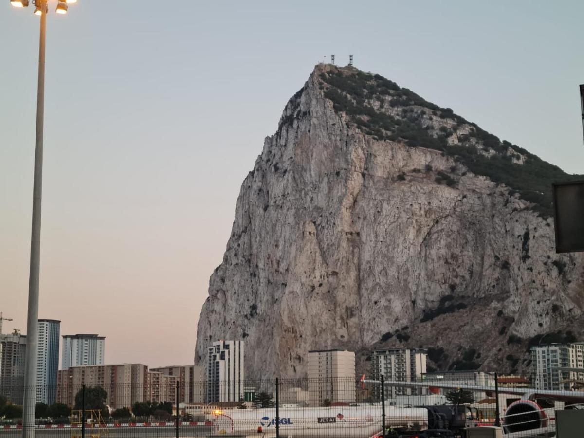 E1 Apartment High Level Sea View Gibraltar Eksteriør billede